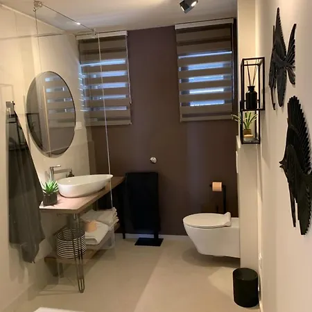 Vithea * ツリクヴェニツァ